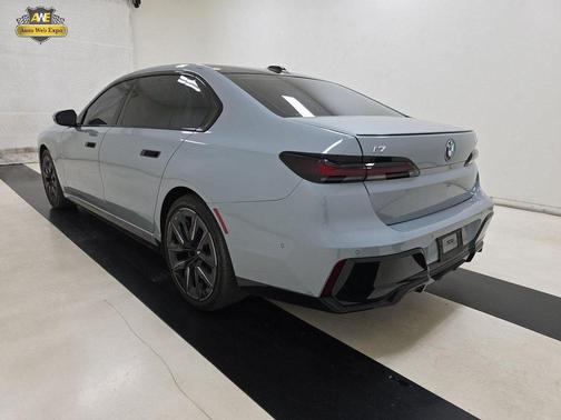 2024 BMW i7 eDrive50