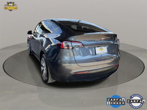 2023 Tesla Model Y RWD