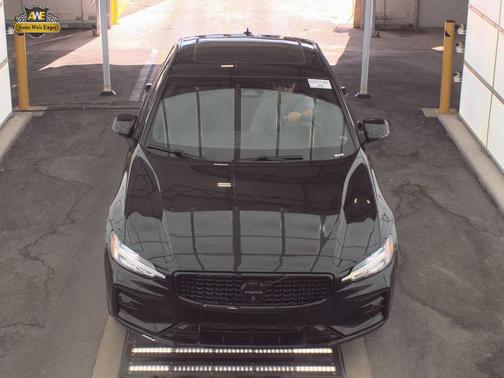 2024 Volvo S60 B5 Plus Black Edition