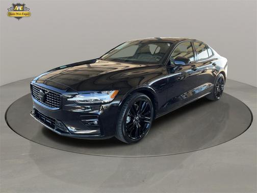2024 Volvo S60 B5 Plus Black Edition