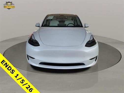 2022 Tesla Model Y Performance Dual Motor All-Wheel Drive