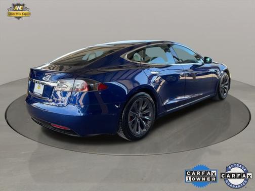 2020 Tesla Model S Performance