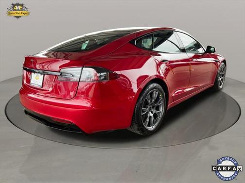 2022 Tesla Model S Base