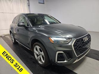 2022 Audi Q5 45 S line Premium Plus