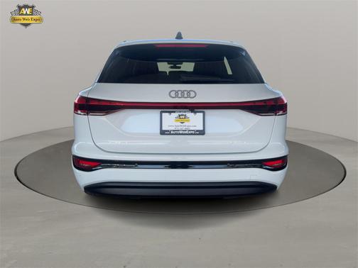 2025 Audi Q6 e-tron Premium Plus