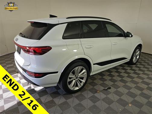 2025 Audi Q6 e-tron Premium Plus