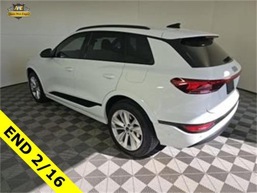 2025 Audi Q6 e-tron Premium Plus