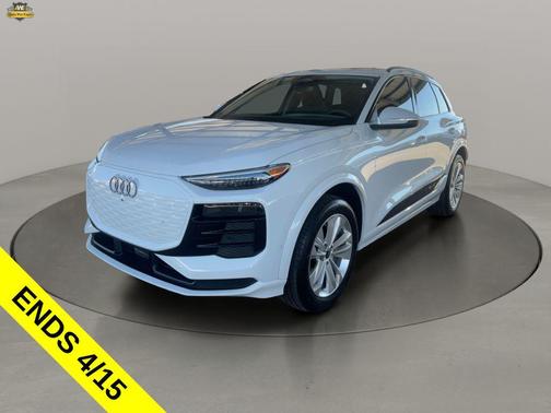 Glacier White Metallic 2025 Audi Q6 e-tron Premium Plus