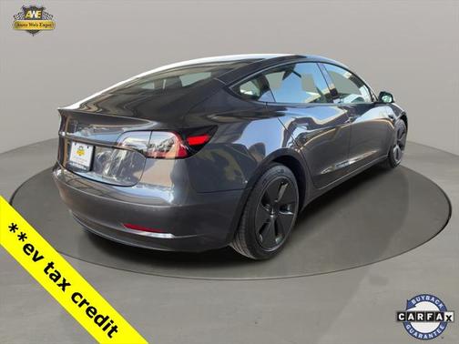 2022 Tesla Model 3 Standard Range