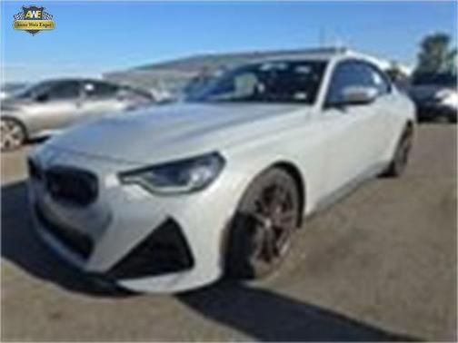 2022 BMW 230 i