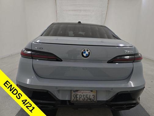 Brooklyn Gray Metallic 2023 BMW 760 i xDrive