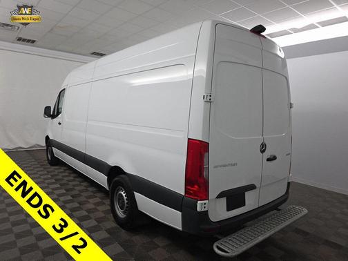 2024 Mercedes-Benz Sprinter 2500 Cargo 170 WB