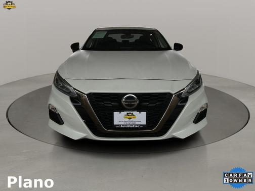 Pearl White Tricoat 2020 Nissan Altima SR VC-Turbo FWD