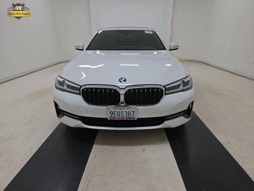 2023 BMW 530 i