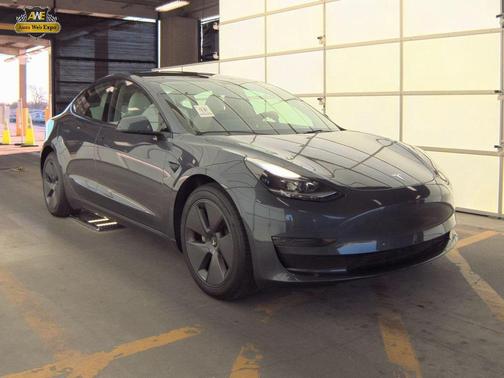 2023 Tesla Model 3 Standard Range