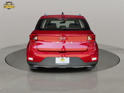 2022 Hyundai VENUE SEL