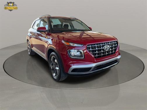 2022 Hyundai VENUE SEL