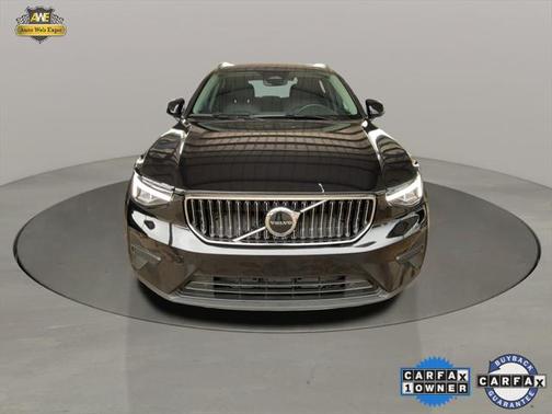 2024 Volvo XC40 B5 Core Bright Theme