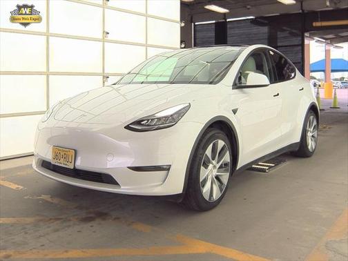 2021 Tesla Model Y Long Range Dual Motor All-Wheel Drive