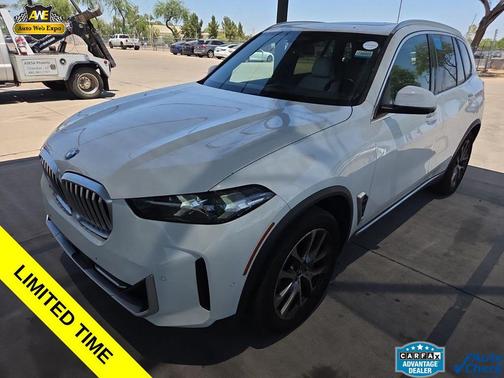 Alpine White 2024 BMW X5 sDrive40i