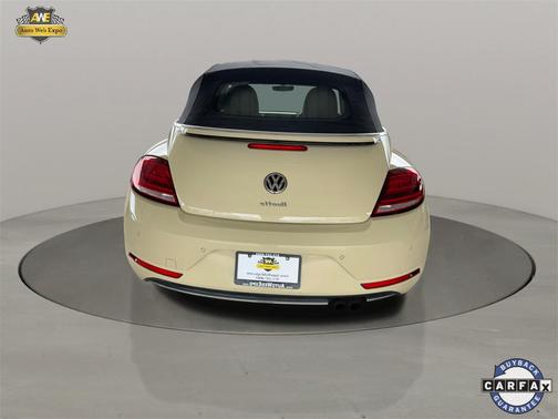 2019 Volkswagen Beetle 2.0T SE