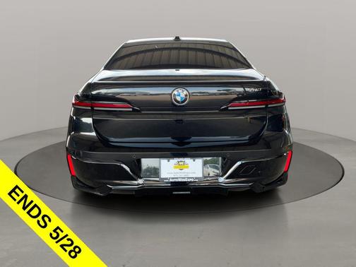 Black Sapphire Metallic 2024 BMW 740 740i