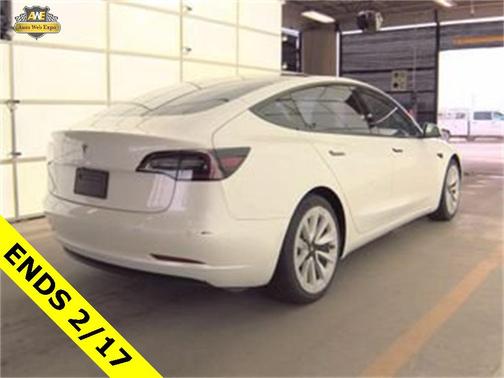 2021 Tesla Model 3 Standard Range Plus