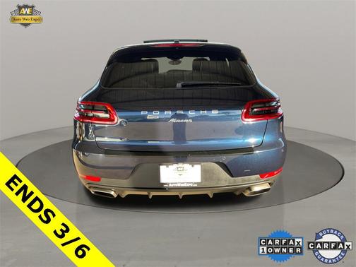 2018 Porsche Macan Base