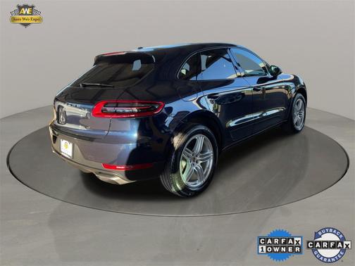 2018 Porsche Macan Base