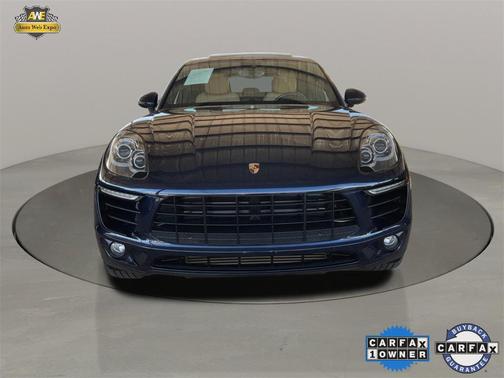 2018 Porsche Macan Base