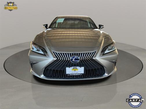 2021 Lexus ES 300h Base