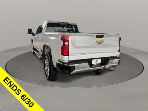 Iridescent Pearl Tricoat 2022 Chevrolet Silverado 2500 LTZ