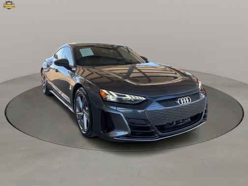 2023 Audi e-tron GT Premium Plus quattro