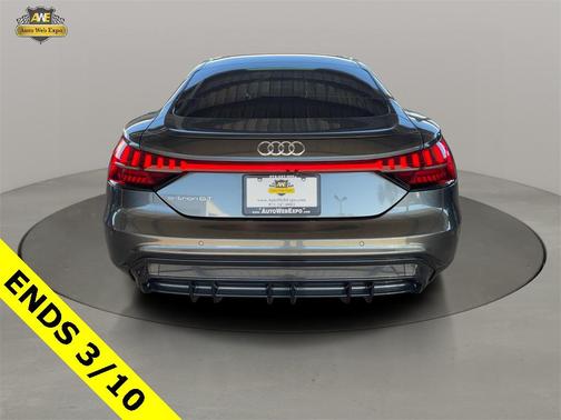 2023 Audi e-tron GT Premium Plus quattro