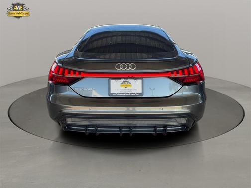2023 Audi e-tron GT Premium Plus quattro