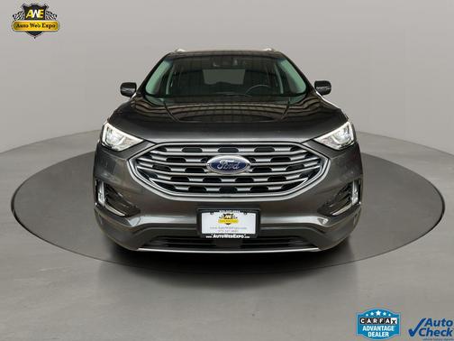 Stone Gray Metallic 2019 Ford Edge SEL