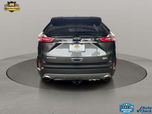 Stone Gray Metallic 2019 Ford Edge SEL