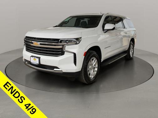Summit White 2022 Chevrolet Suburban LT