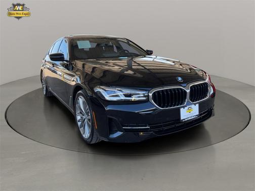 2023 BMW 530 i