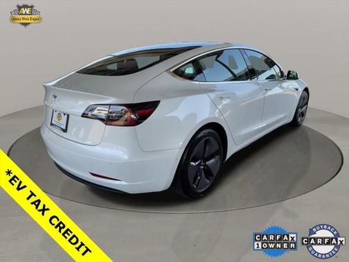 2019 Tesla Model 3 Standard Range Plus