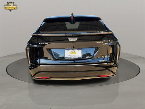 2023 Cadillac LYRIQ Luxury