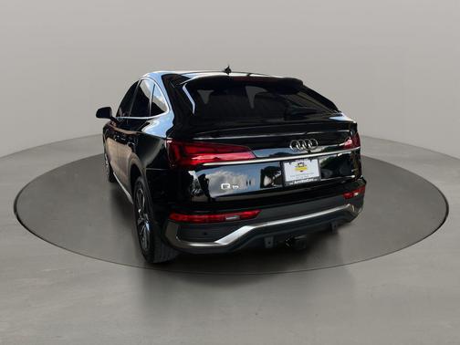 Mythos Black Metallic 2023 Audi Q5 45 S line Prestige
