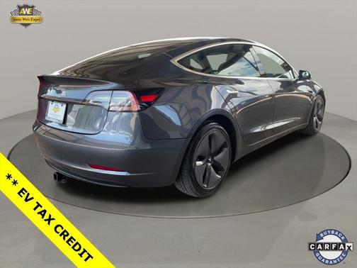 2019 Tesla Model 3 Standard Range Plus