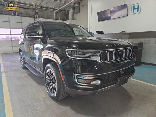 2022 Jeep Wagoneer Series III 4x4
