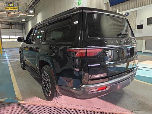 2022 Jeep Wagoneer Series III 4x4