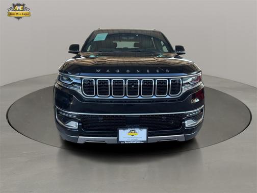 2022 Jeep Wagoneer Series III 4x4