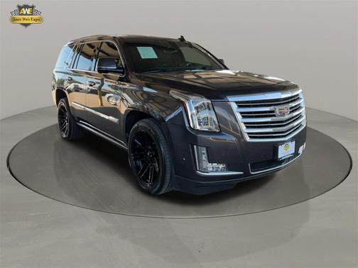 2017 Cadillac Escalade Platinum