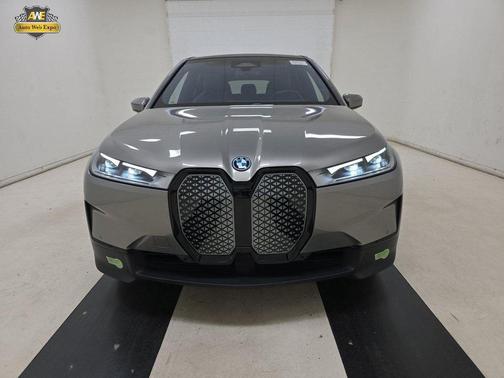 2023 BMW iX xDrive50