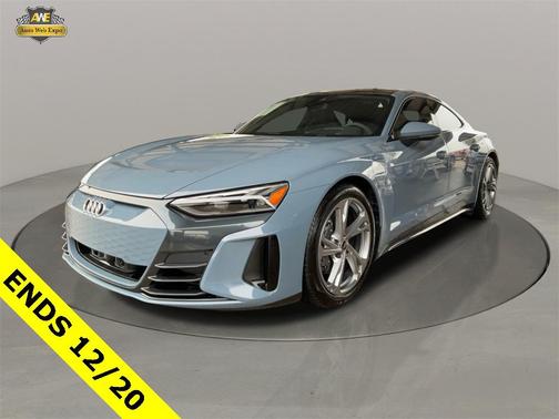 2023 Audi e-tron GT Premium Plus quattro