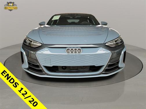 2023 Audi e-tron GT Premium Plus quattro